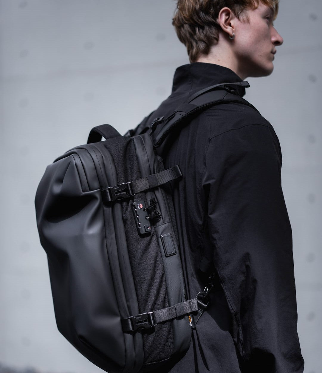 Pack more, check less & save more.